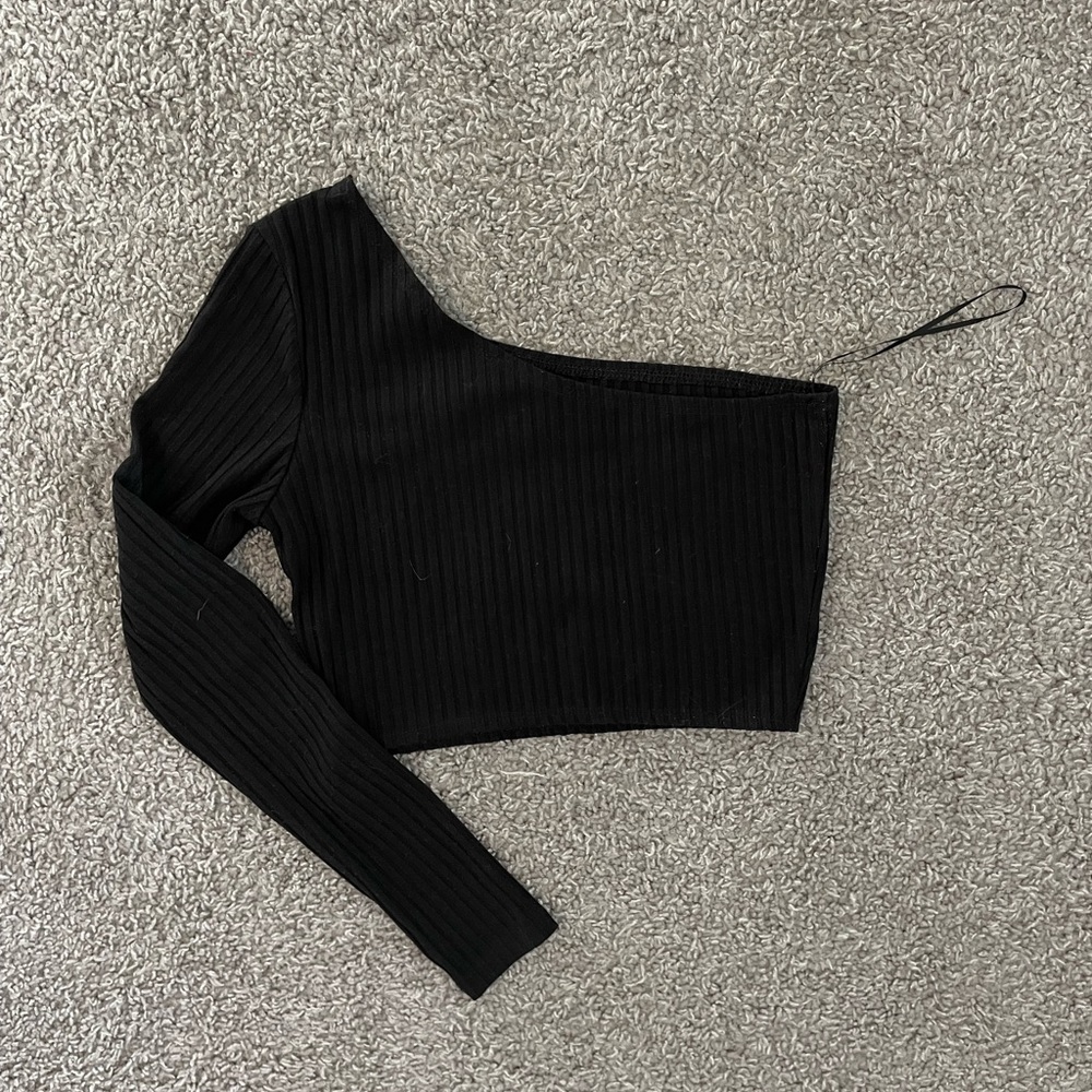 NWT Ribbed One-Shoulder Crop Top - Picture 6 of 9